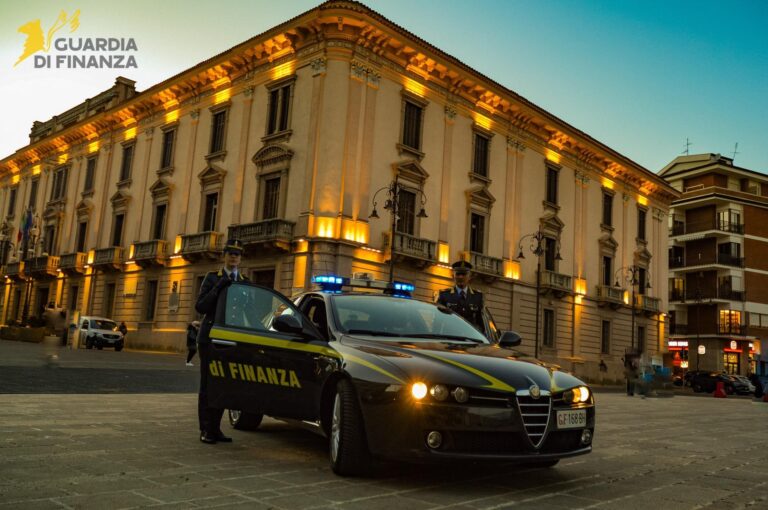 GdiF NAPOLI E AVELLINO: TRUFFA SUI BONUS EDILIZI. APPLICATE MISURE CAUTELARI PERSONALI NEI CONFRONTI DI 14 SOGGETTI