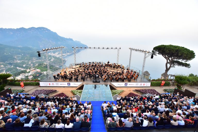Juraj Valčuha e l’Orchestra del Teatro di San Carlo inaugurano la 67esima edizione del Ravello Festival nel segno di Wagner