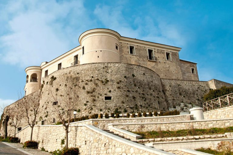 ESTATE 2019, APERTURE STRAORDINARIE AL CASTELLO DI GESUALDO