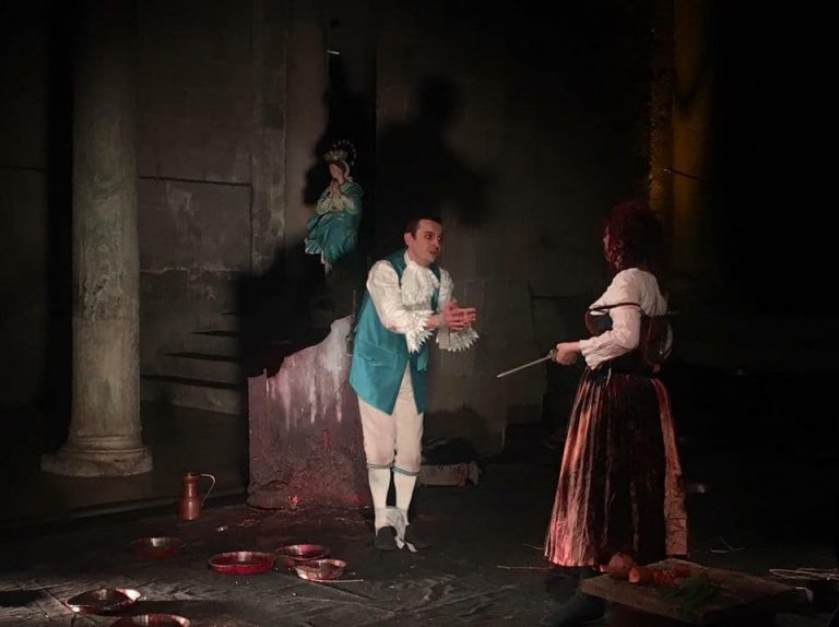 CASERTA- IL GRANDE TEATRO VA IN SCENA DOMENICA CON IL BACIAMANO DI GIOVANNI ESPOSITO.