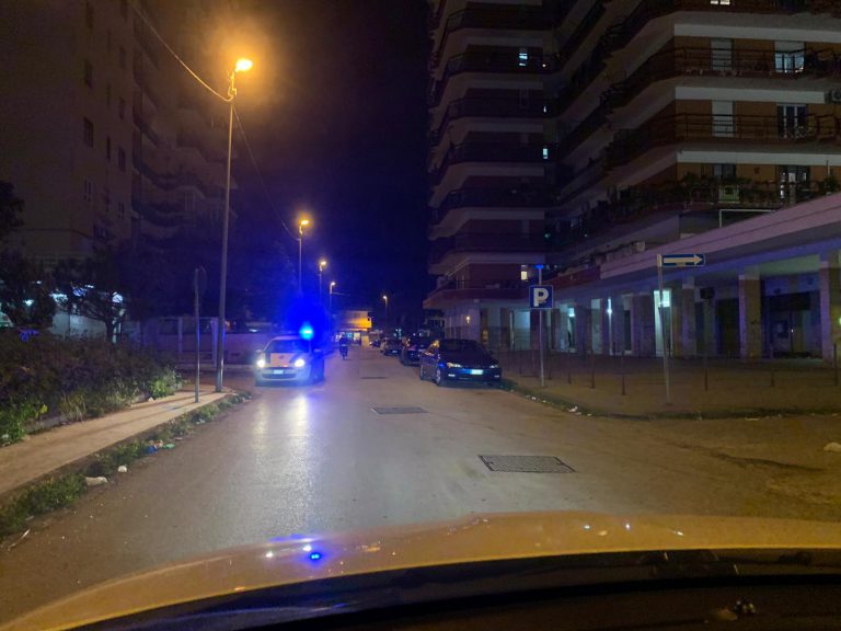 Mondragone, la polizia municipale sgombra di assembramenti rom bulgari