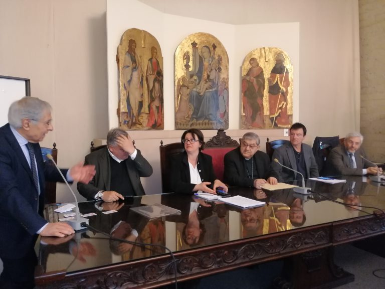 “Da una notizia dipende la vita o la morte delle persone”, Mons. Sepe lancia un messaggio rivolto ai Giornalisti italiani