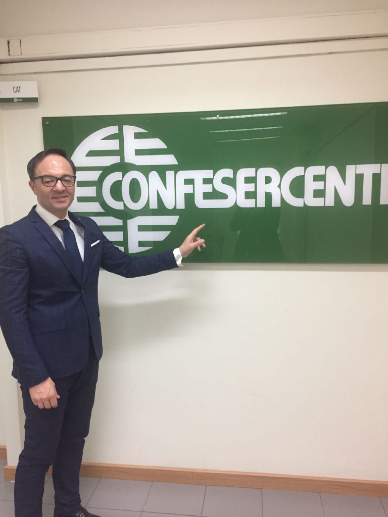 BLACK FRIDAY: CONFESERCENTI CAMPANIA, 10 MILIONI DI SPESA NELLA NOSTRA REGIONE, 130MILA LE IMPRESE ADERENTI E 800MILA I CONSUMATORI