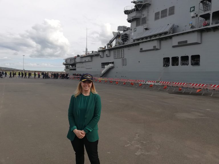 DIFESA, MELONI VISITA NAVE GARIBALDI AL PORTO DI CIVITAVECCHIA