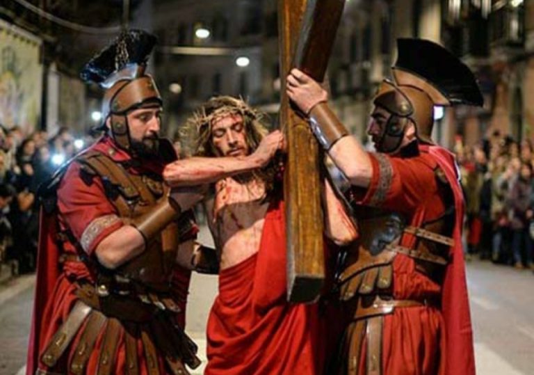 Meta- Lunedì l’appuntamento con la Via della Croce